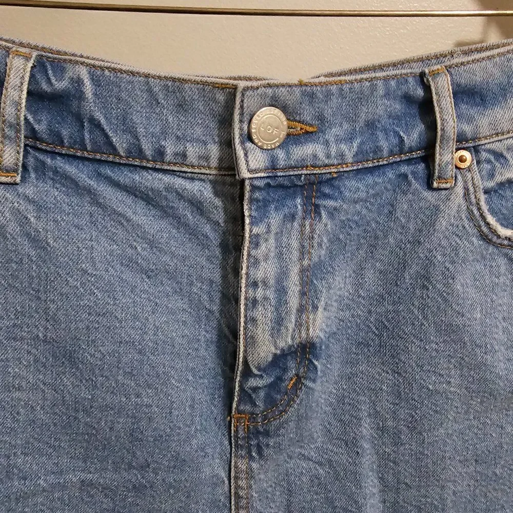 EUC LIKE NEW LOFT MADE AND LOVED RAW HEM HI RISE SHORTS SIZE 10/ 30 WOMENS